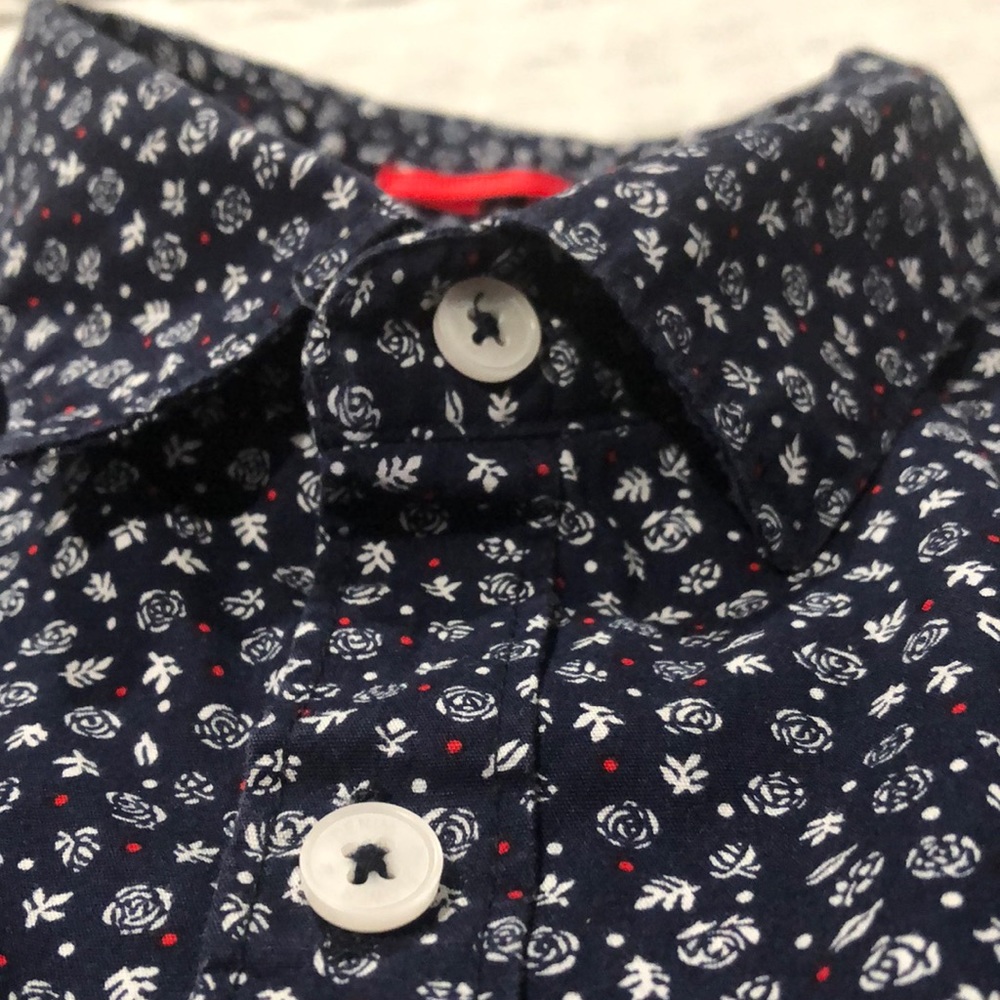 Denim & Flower Button Down Shirt - Picture 6 of 9